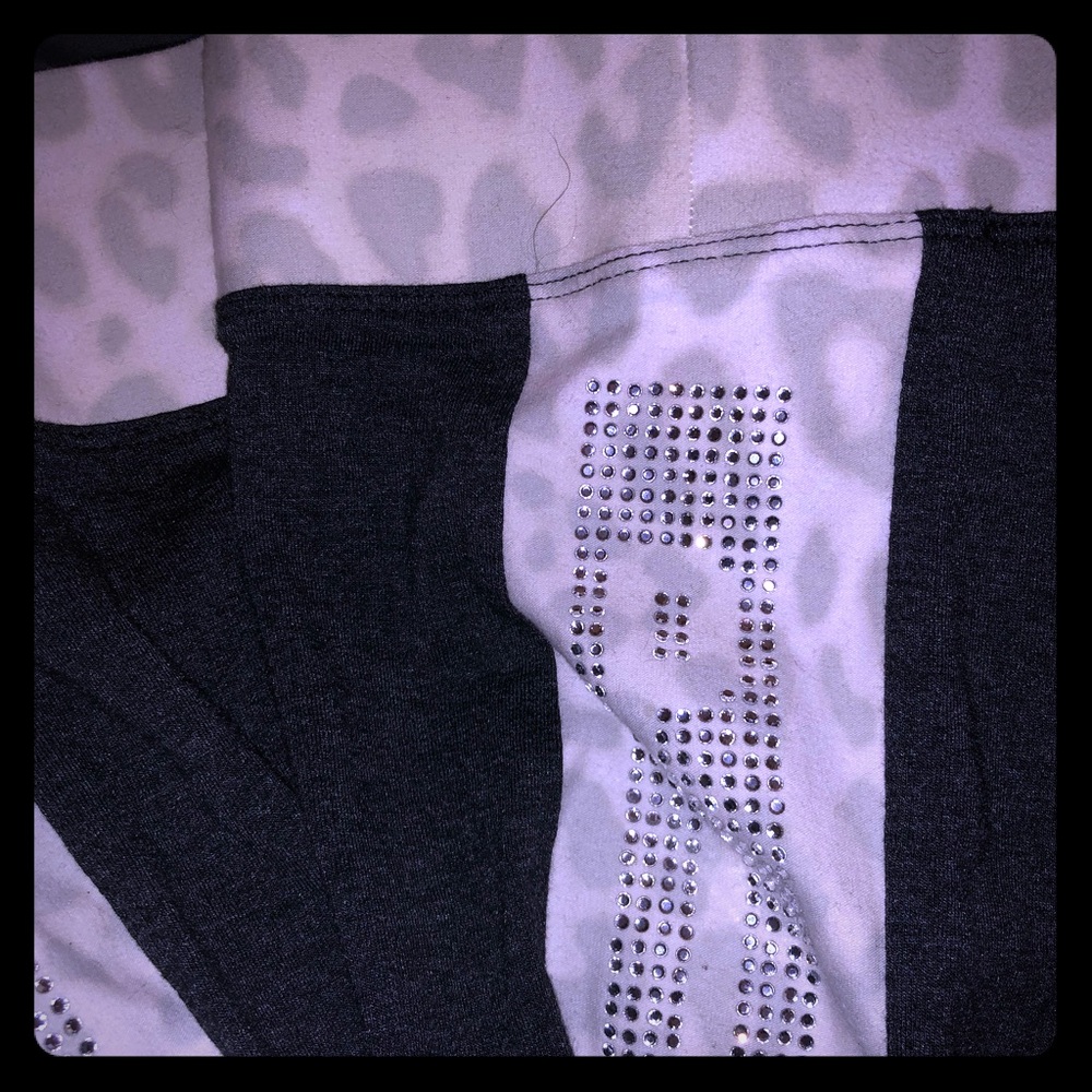 Victoria’s Secret “Pink” Leopard Leggings Sz L